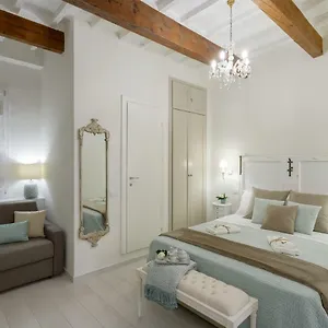 Accademia Gallery Charming Apartamento